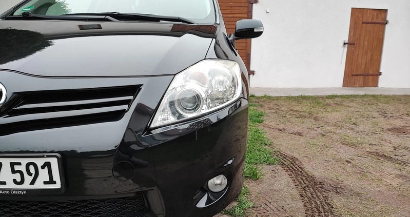 Toyota Auris cena 29900 przebieg: 158000, rok produkcji 2011 z Nidzica małe 466